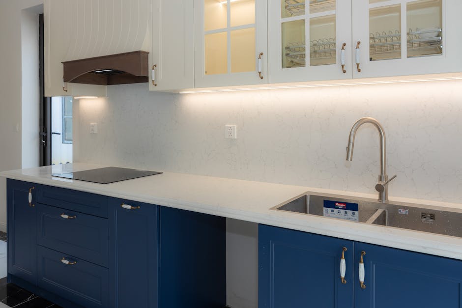 High-quality kitchen cabinet hardware and hinges
